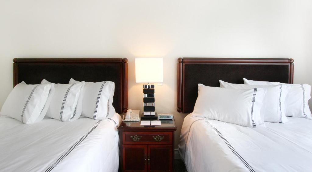 Premium Balcony Doubles,109218189:JPEG