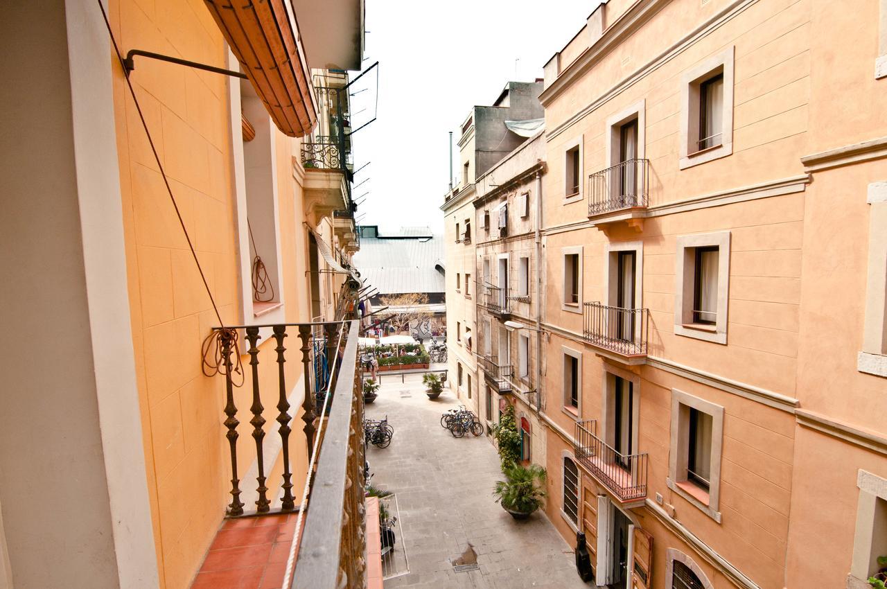 Apartment Balcony,628294104:JPEG