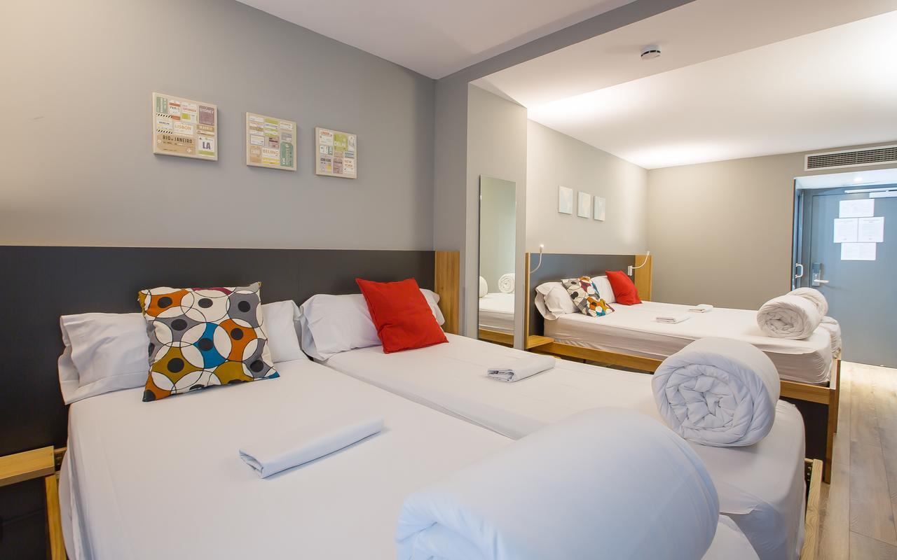 Quadruple Room Bathroom