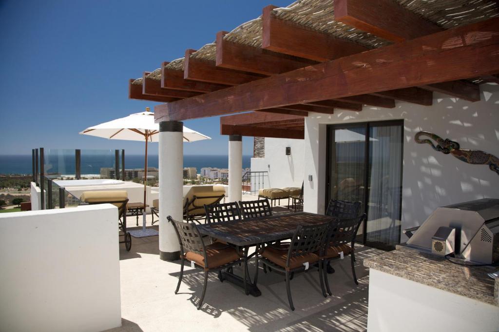 Three-Bedroom Apartment - Penthouse