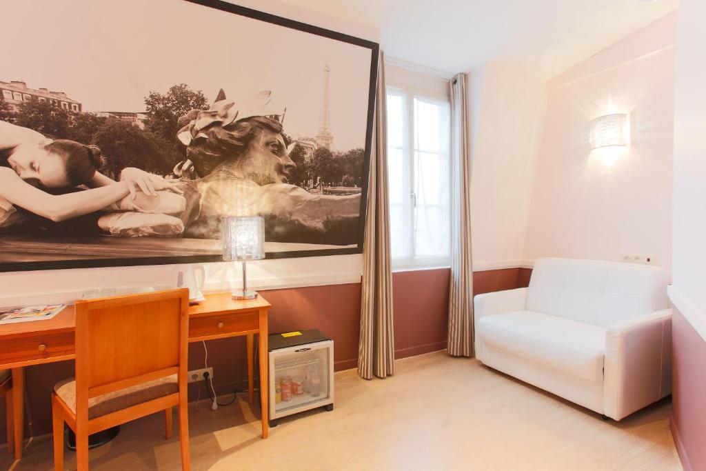 Junior Suite (2 Adults)
