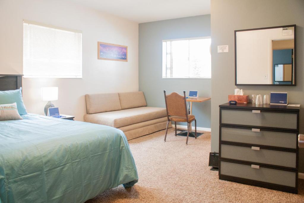 Queen Room