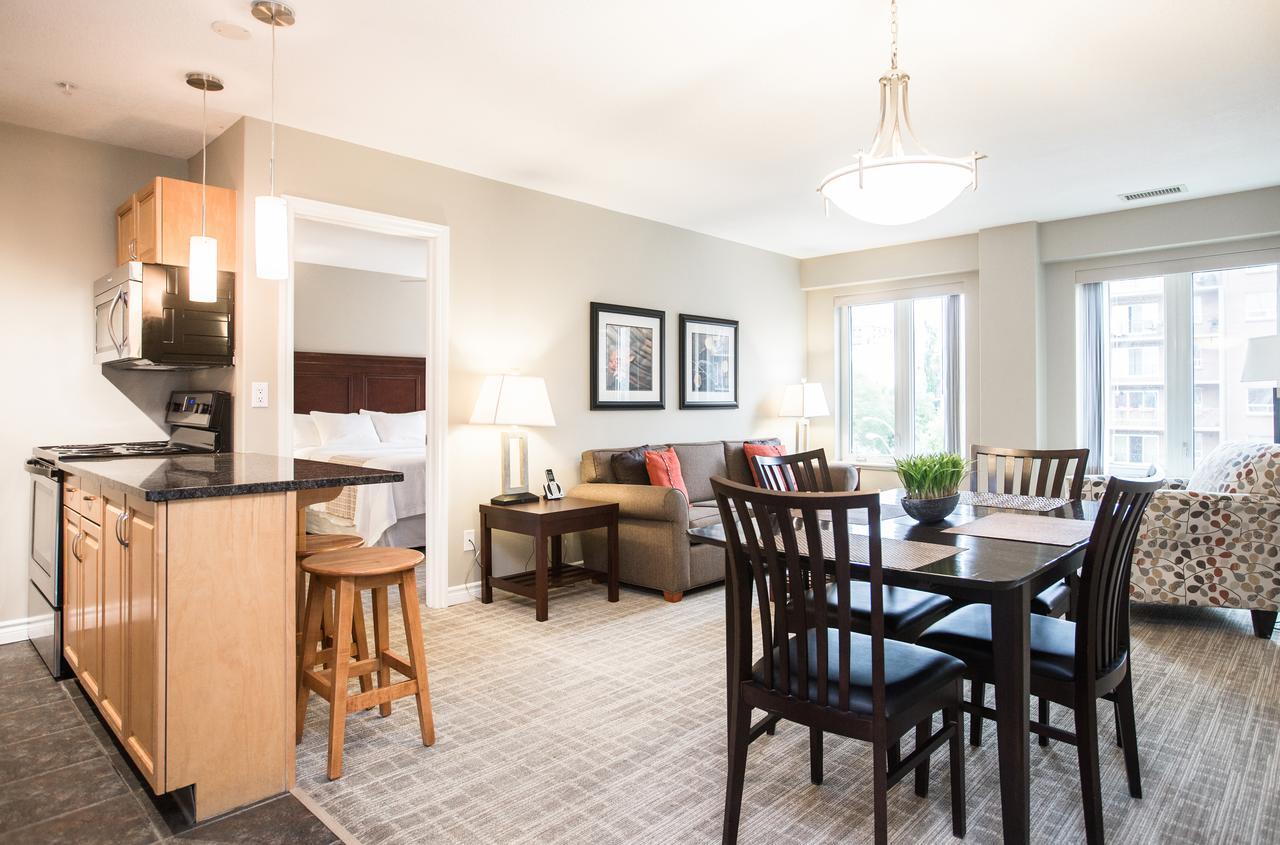 Two Bedroom, One Bathroom Suite,640808538:JPEG