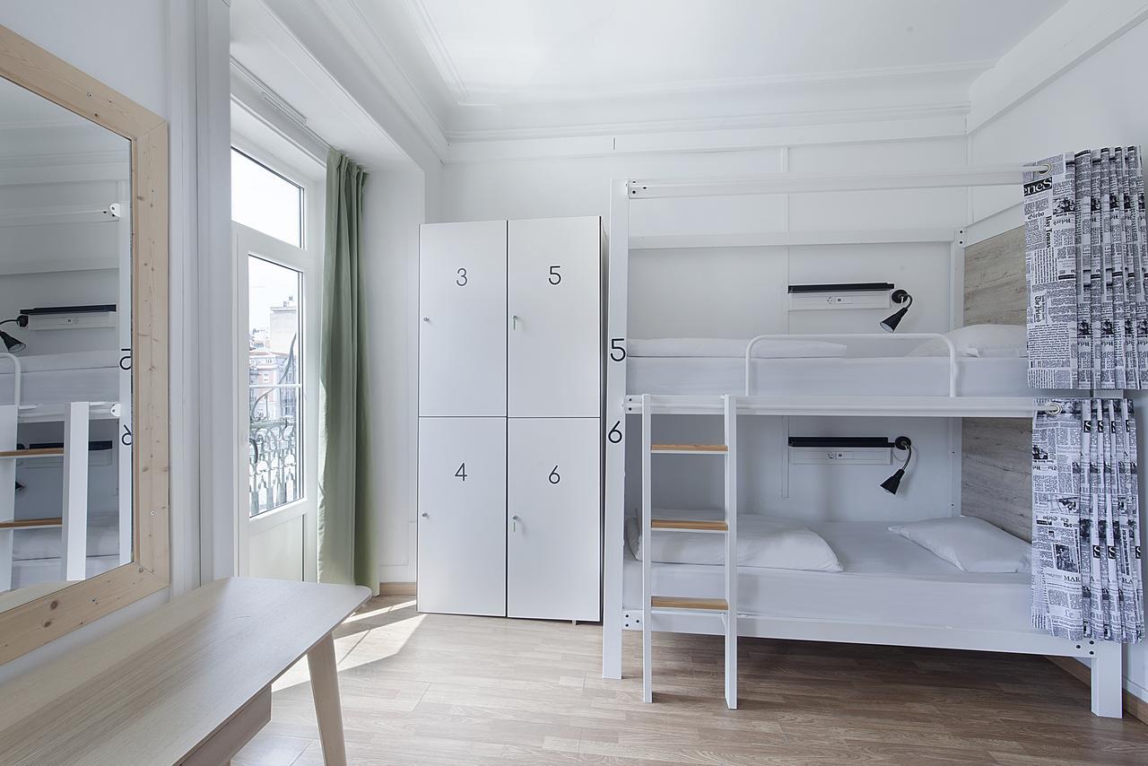 Bed 6-Bed Female Dormitory Room