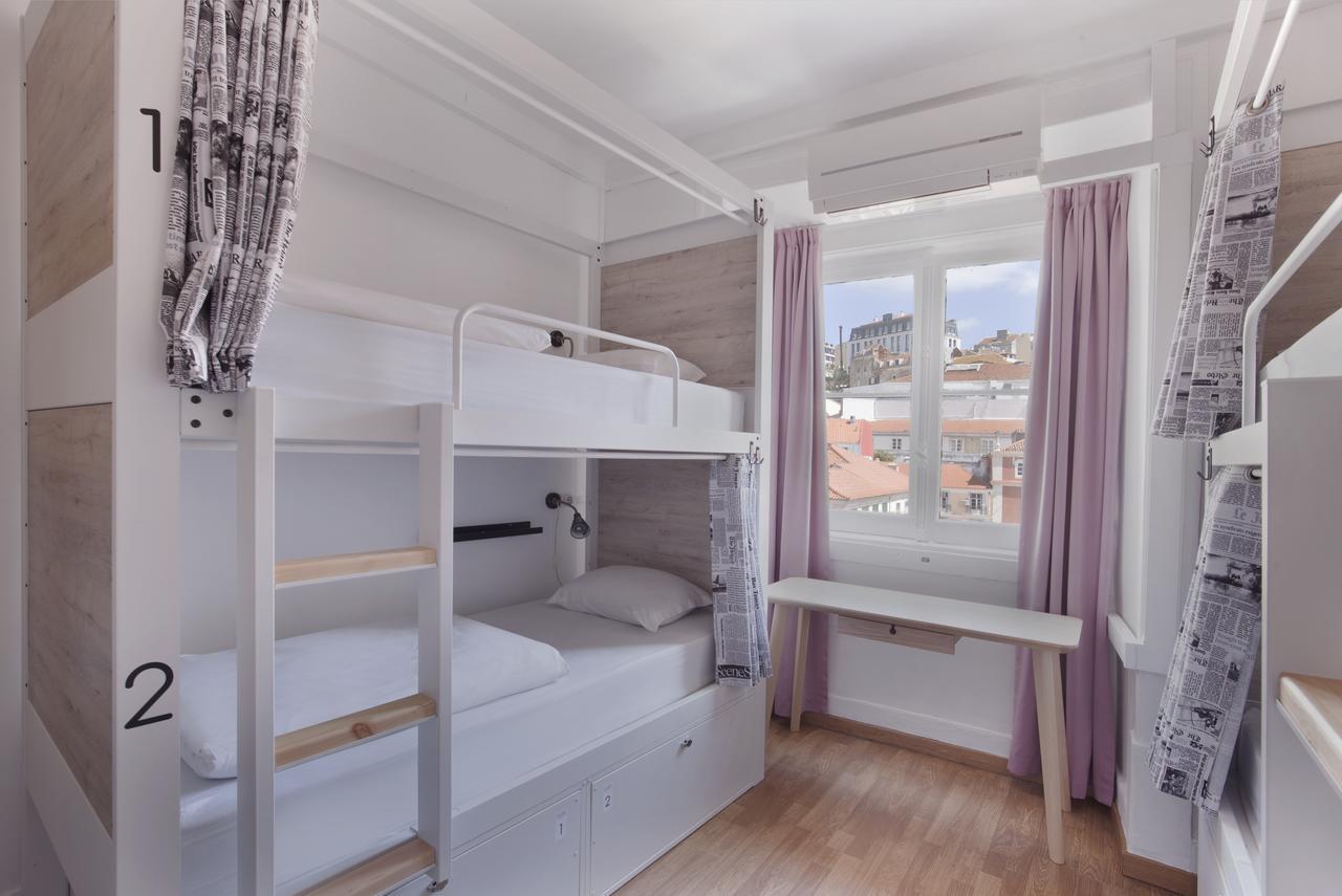 Bed 6-Bed Female Dormitory Room