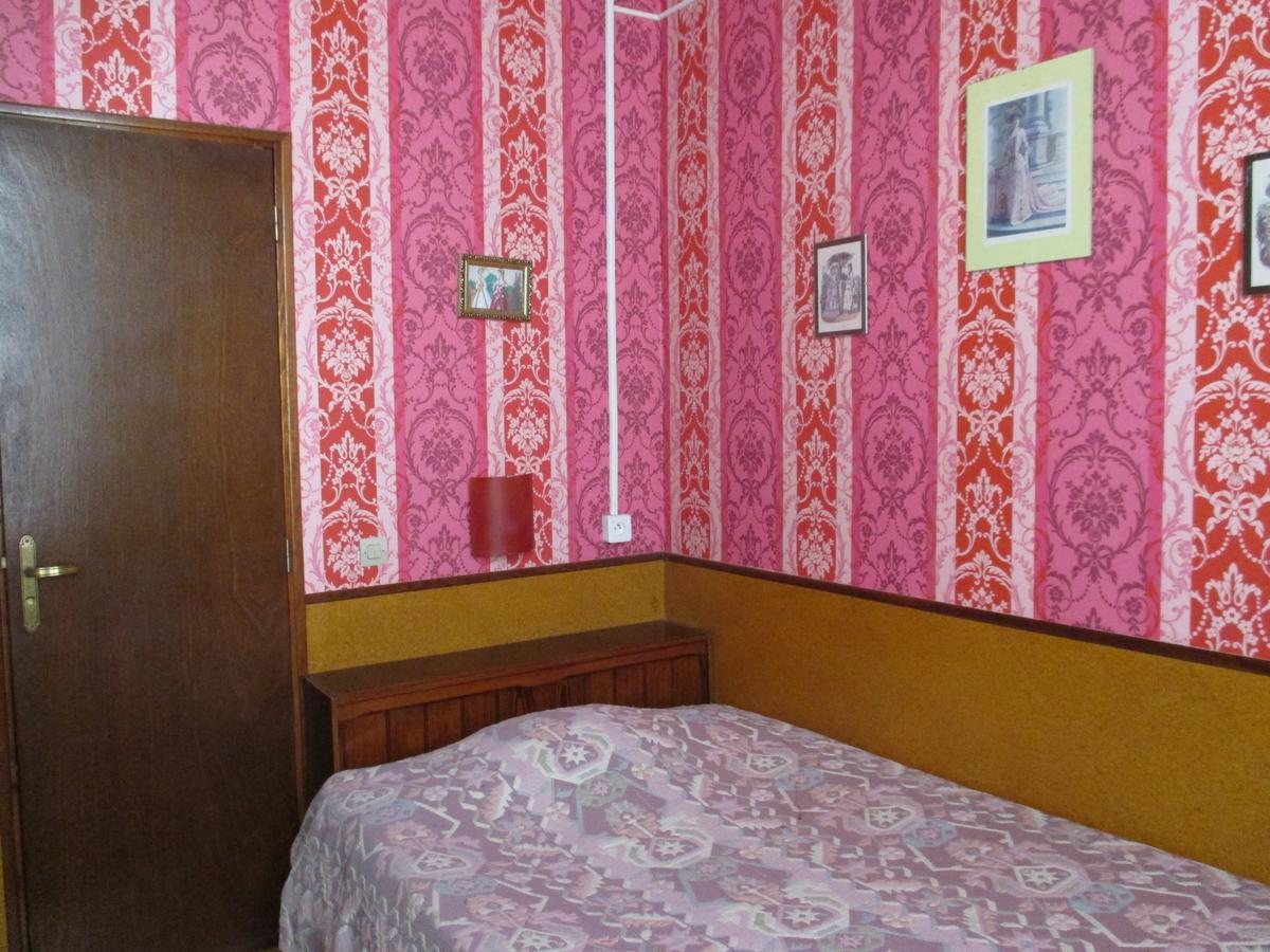 Single Room check not possible after 9 pm
