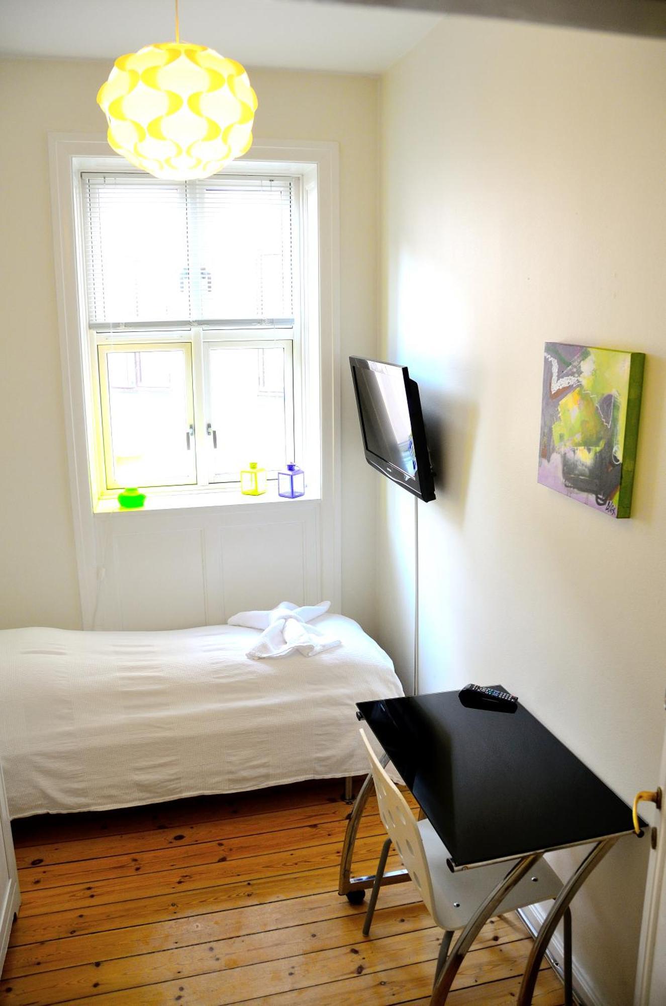 Economy Single Room