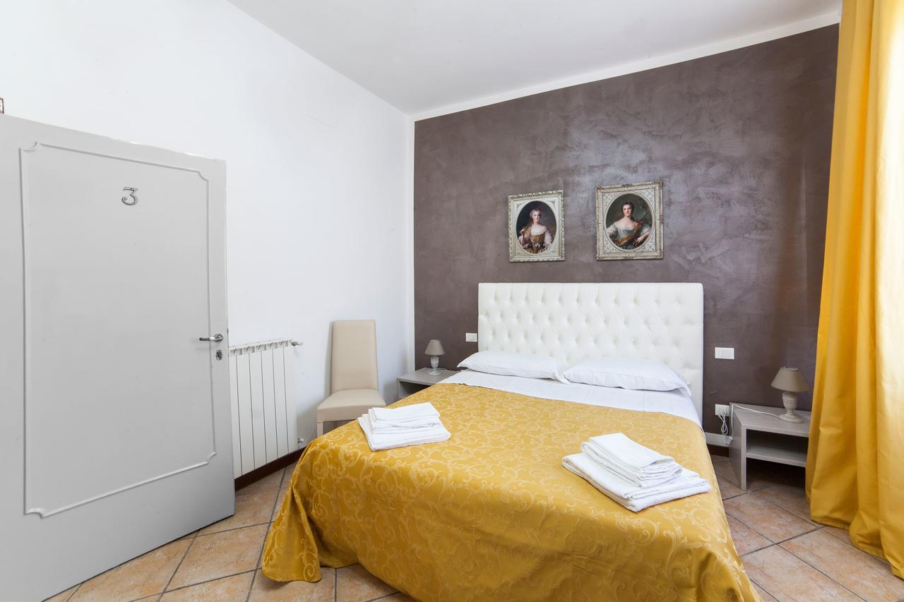 Double Room Private Bathroom