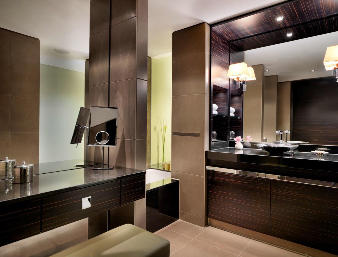 King Room - Club Access