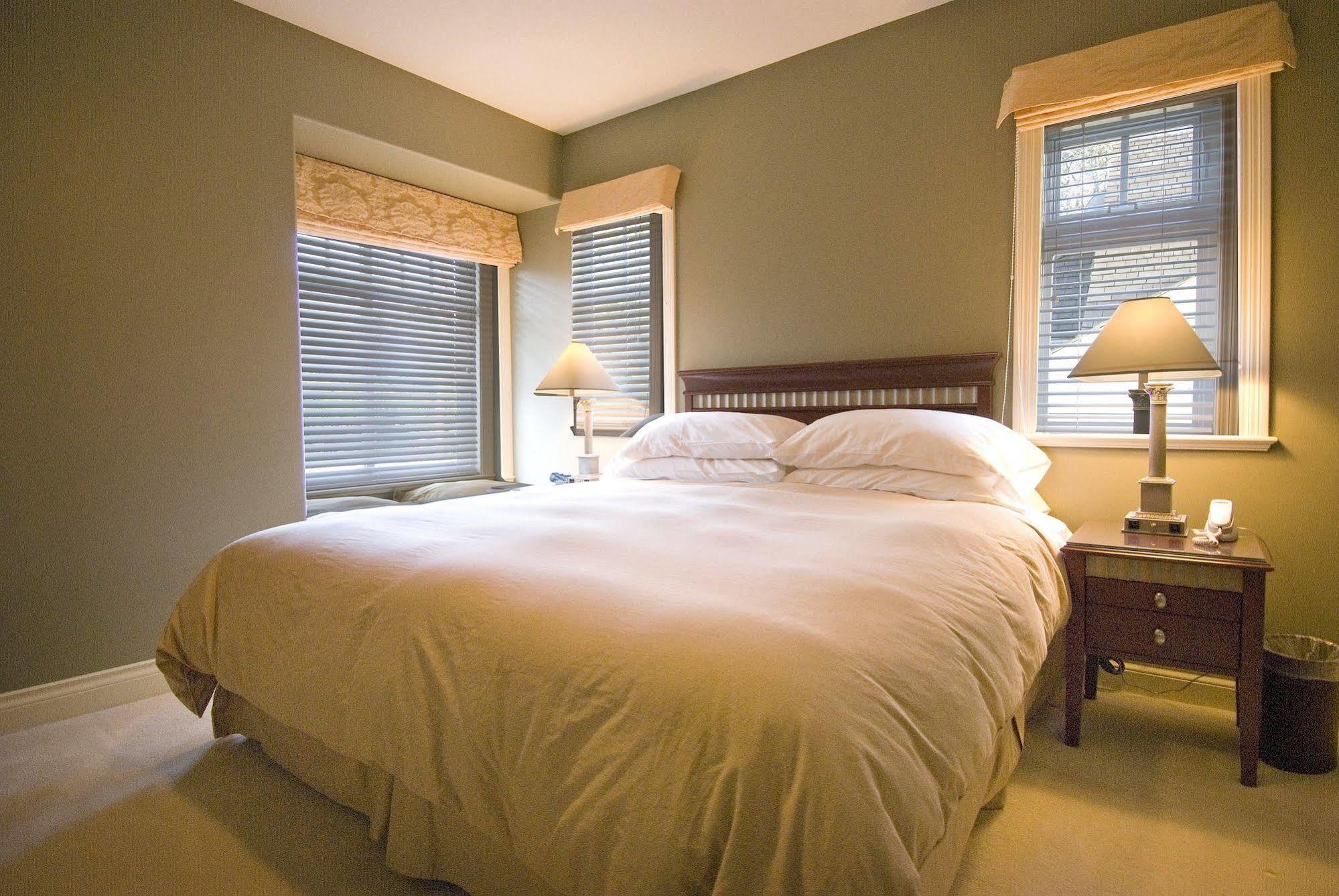 Junior Suite with Garden View