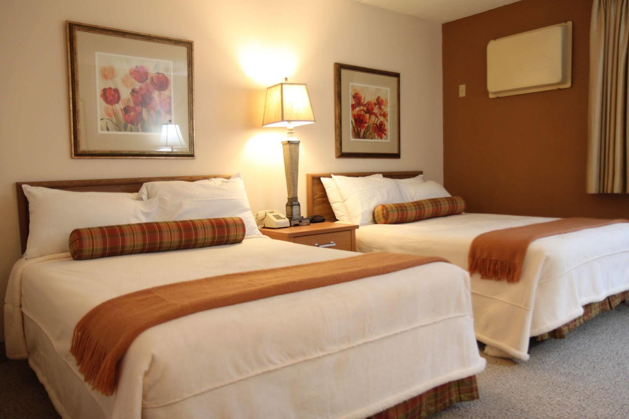 Queen Room with Two Queen Beds