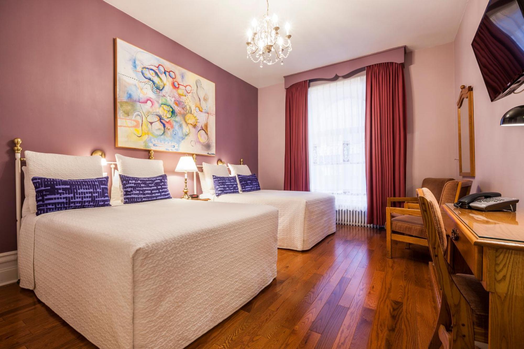 Standard Double Room with Two Double Beds,689643585:JPEG