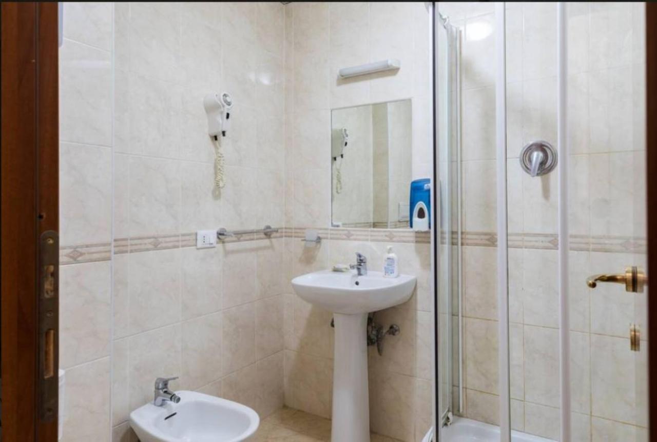 Single Room with Private Bathroom