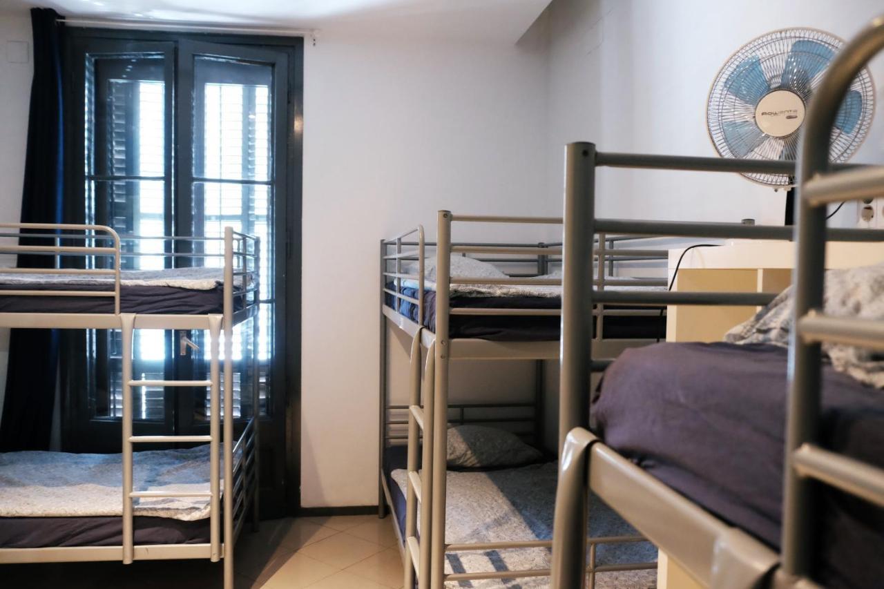 Bunk Bed 8-Bed Mixed Dormitory Room