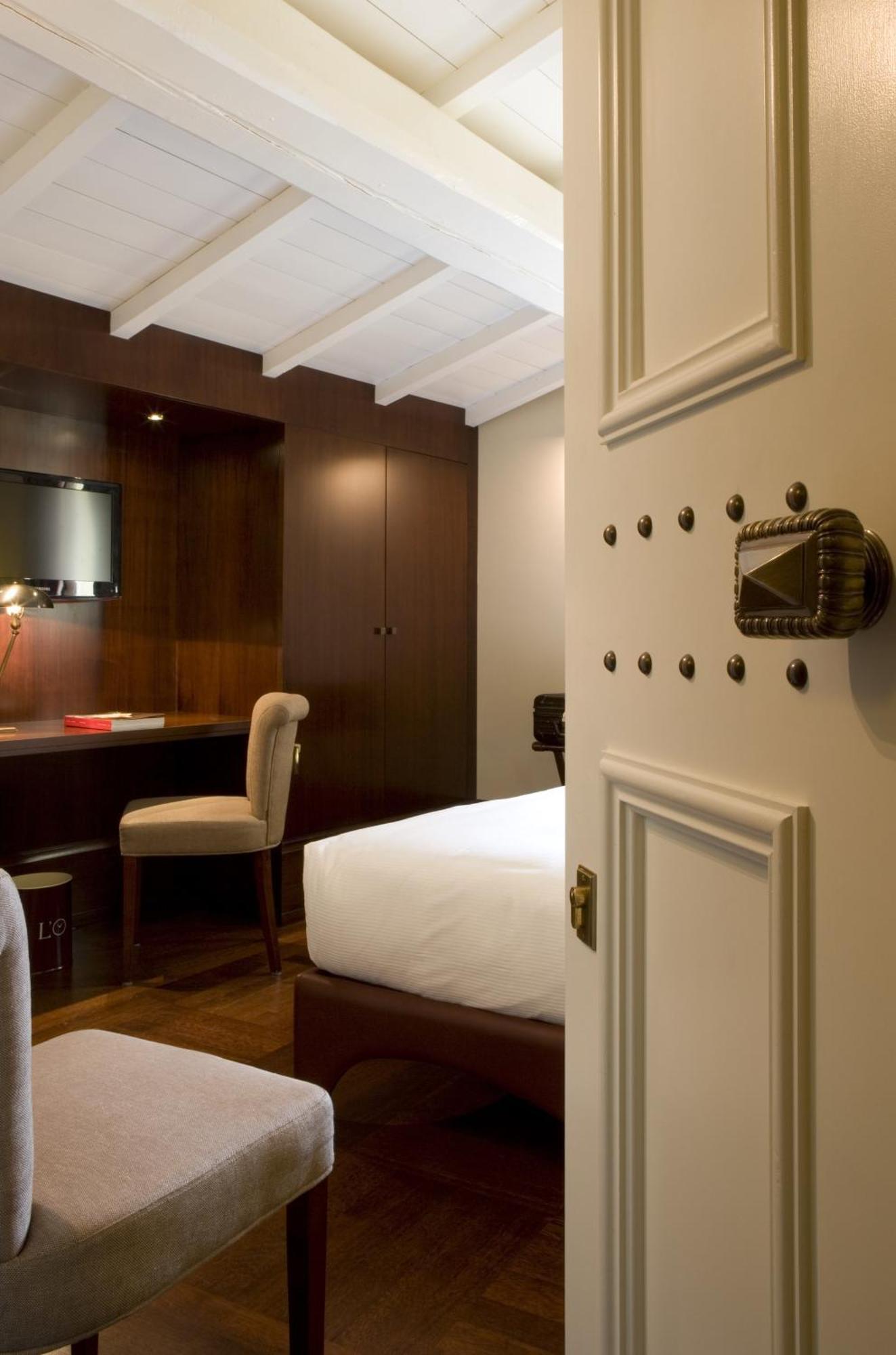 Deluxe Double Room City View