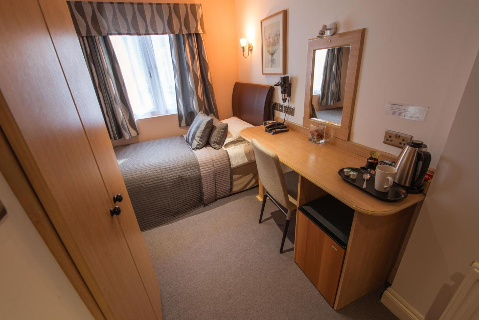 Superior Single Room,1722881097:JPEG