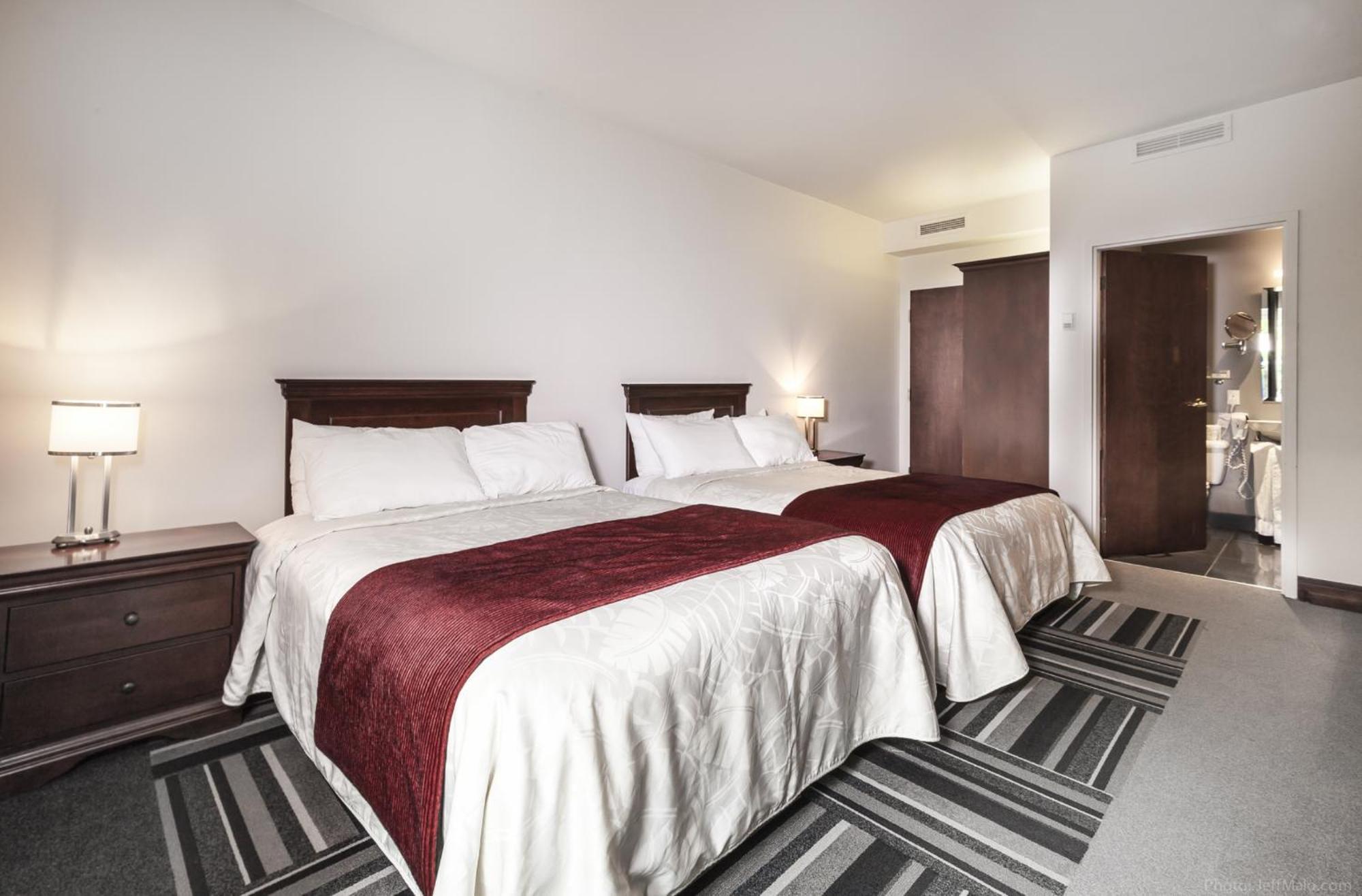 Superior Double Room with Two Double Beds,1073349526:JPEG