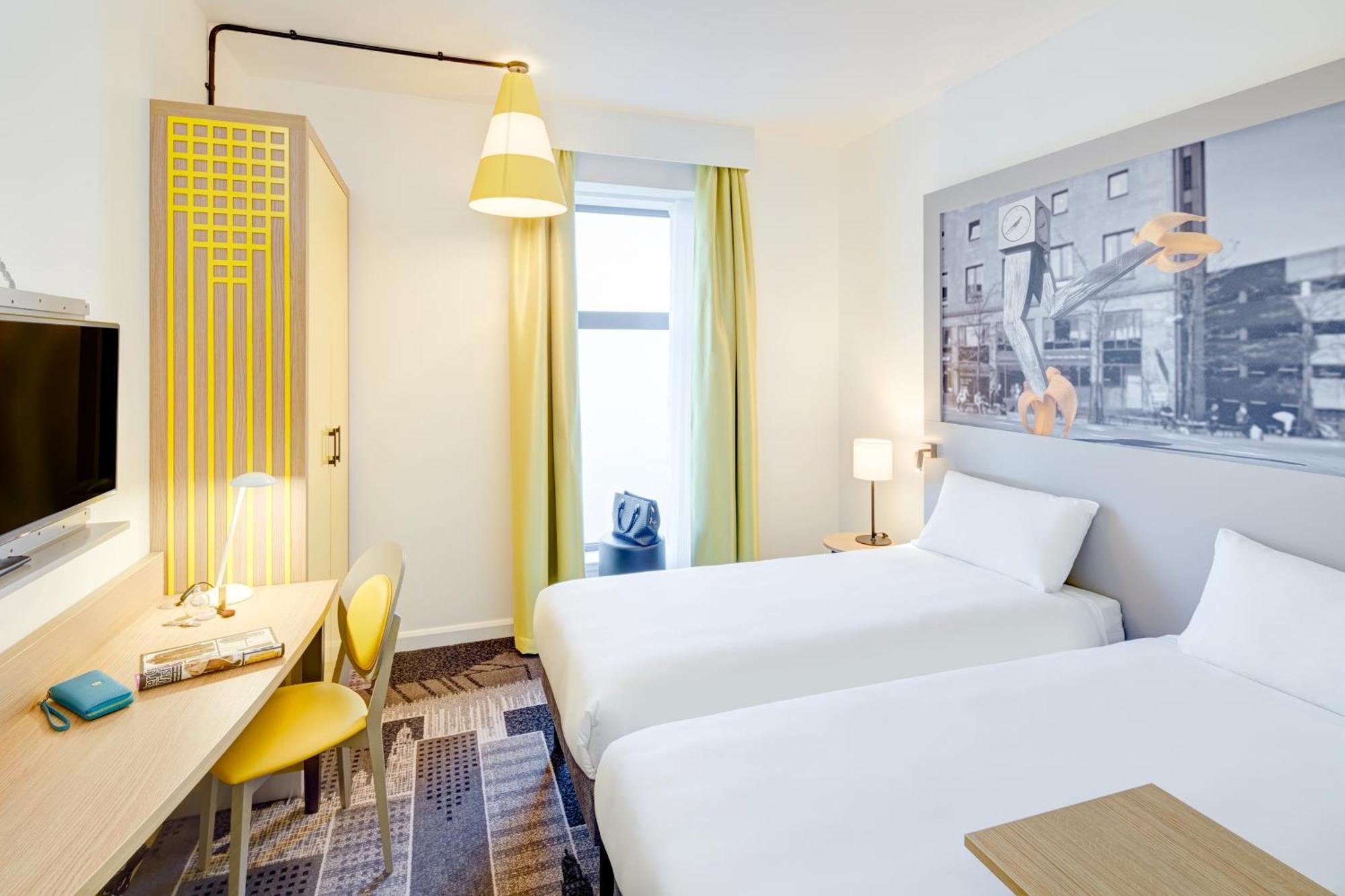 Standard Twin Room
