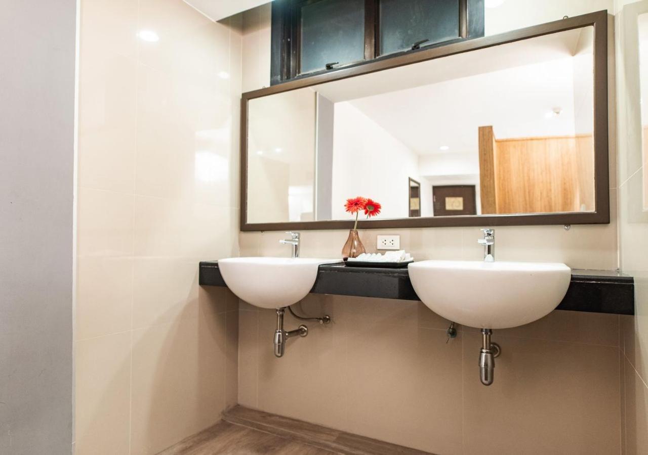 Classic Triple Room - No Window