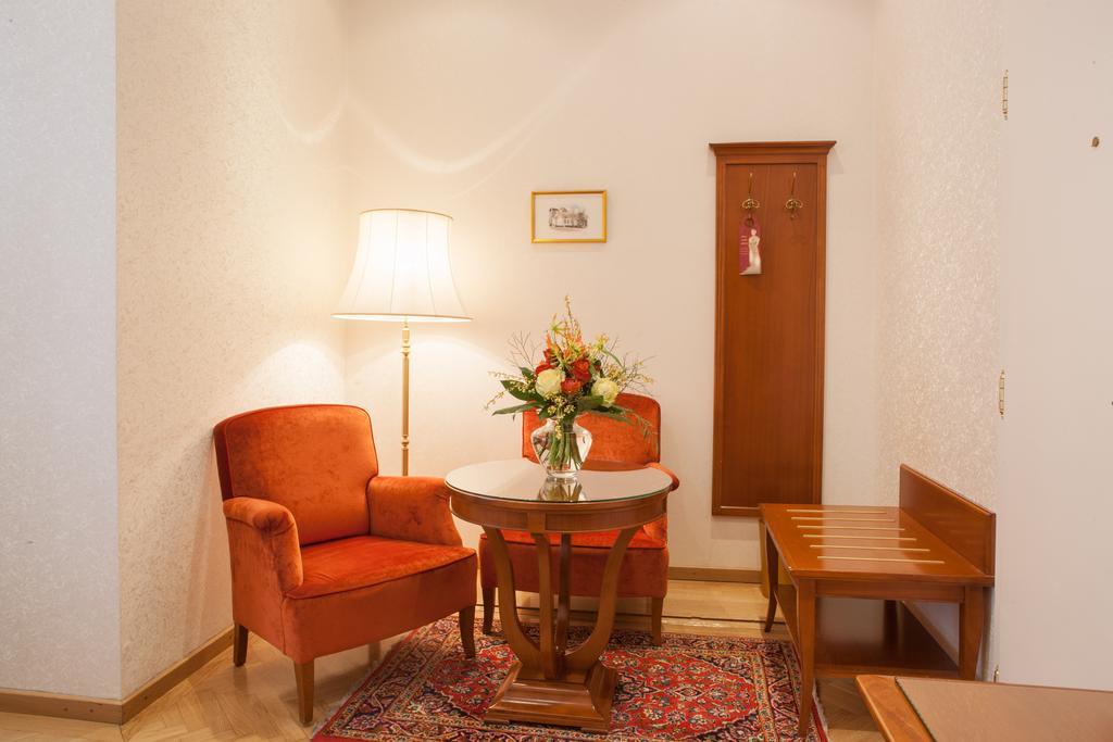 Double Room,109217748:JPEG