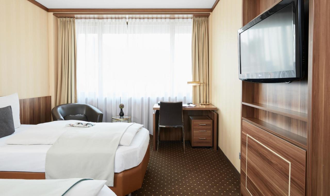 Business Plus Double or Twin Room
