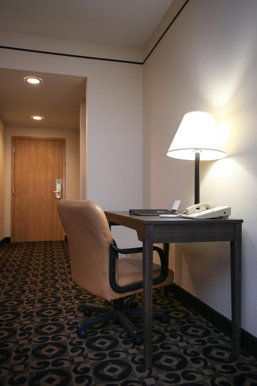 Standard Queen Room with Two Queen Beds