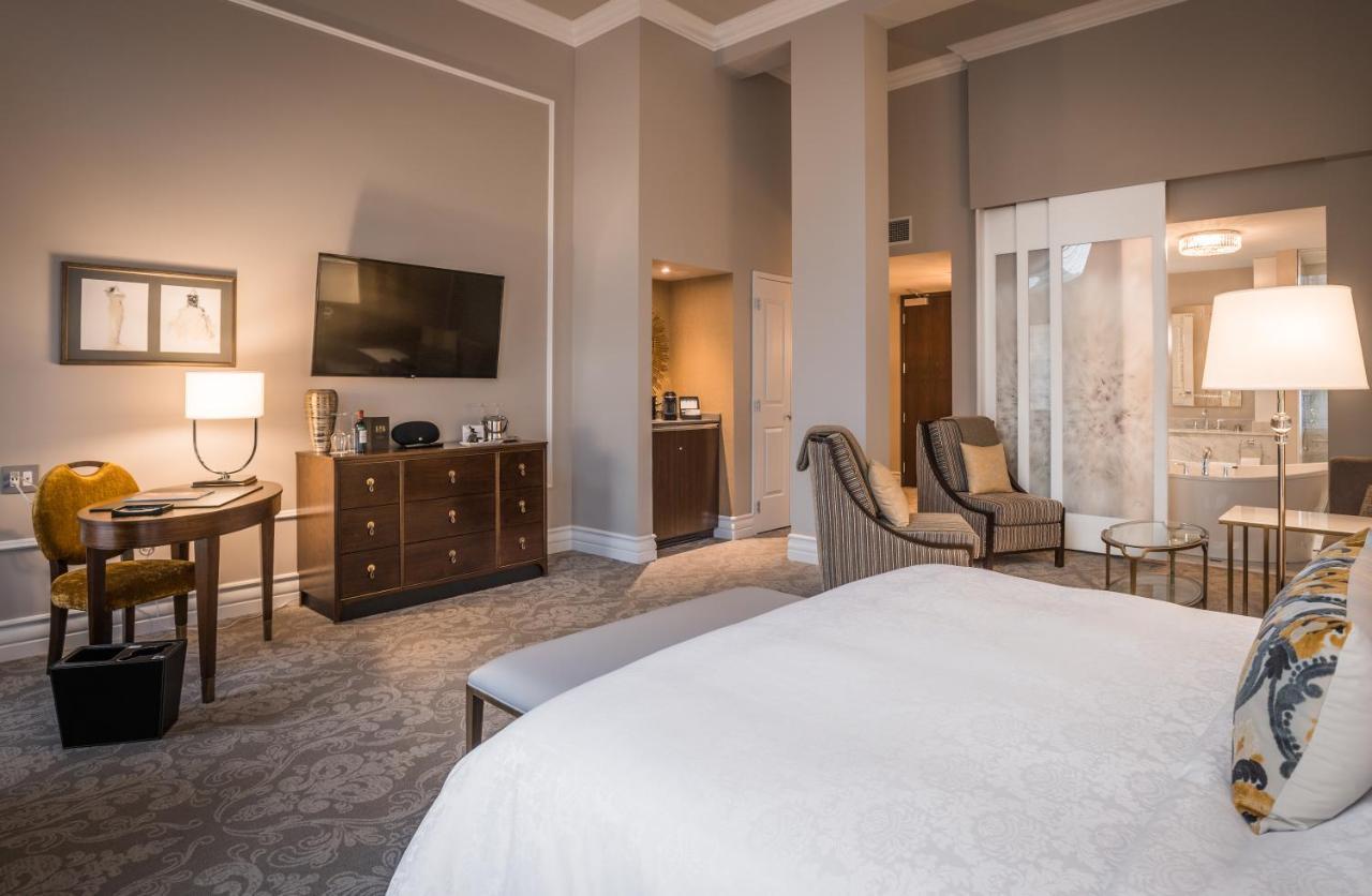 Grand Deluxe 1 King Bed Garden View