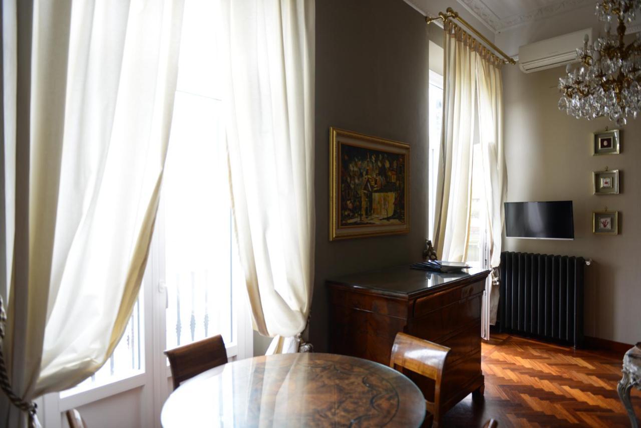 King Suite Balcony River View
