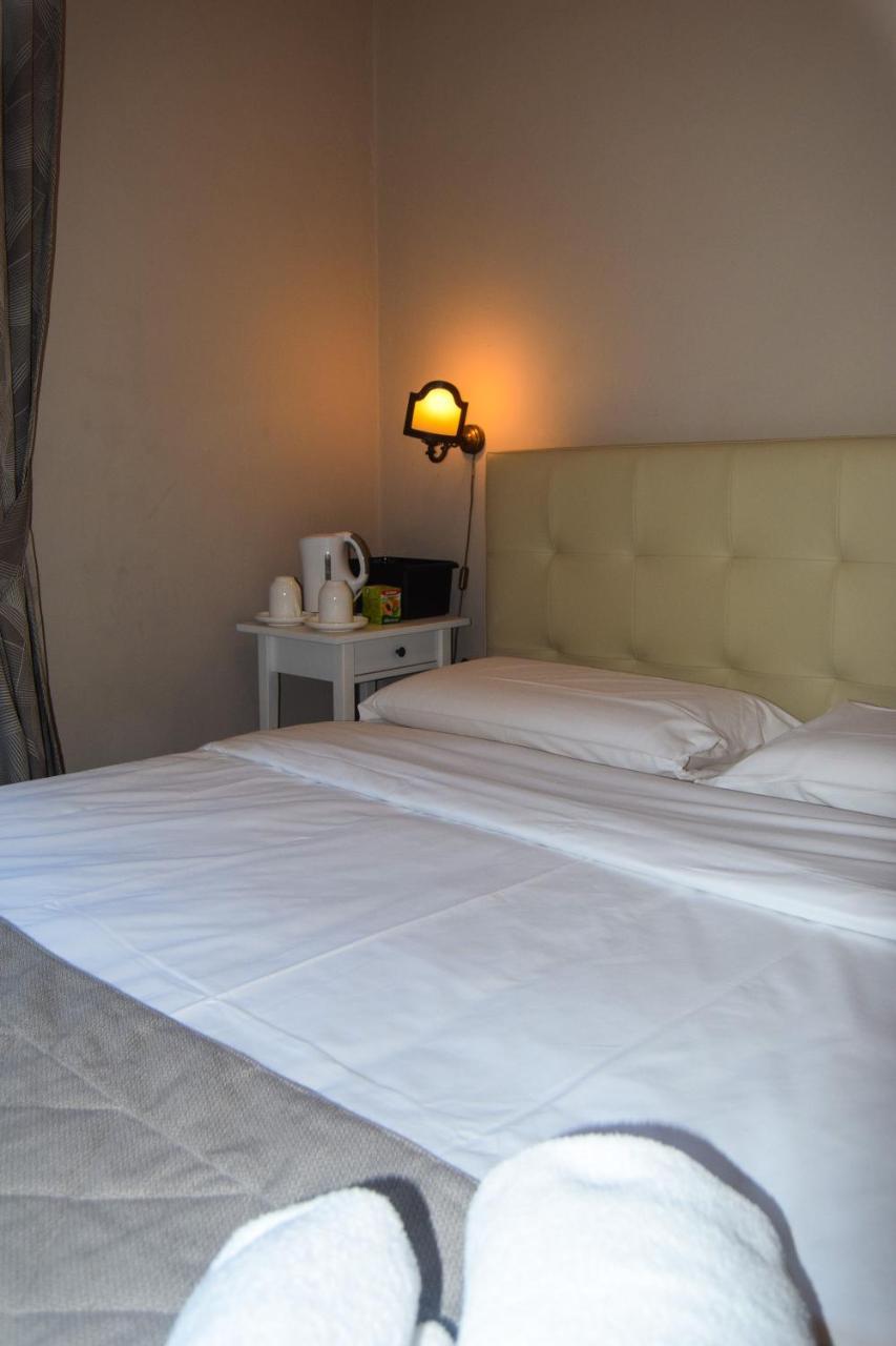 Double Room with Shared Bathroom