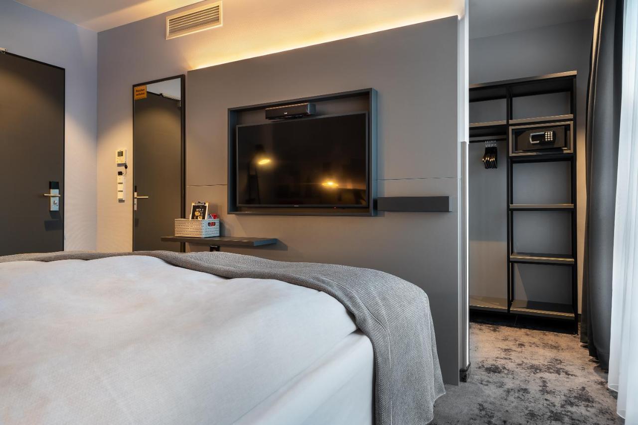 Premium Queen Room