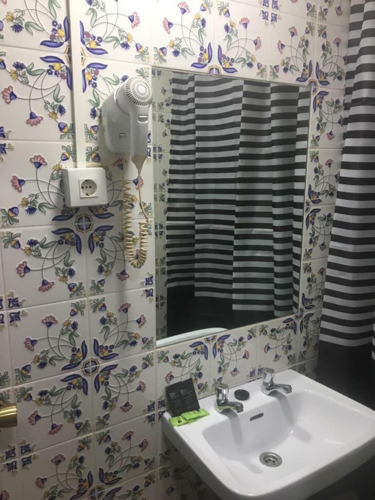 Single Room with Private Bathroom