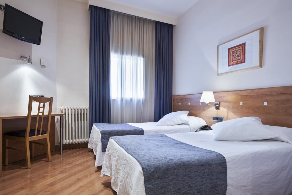 Quadruple Room,1207913818:JPEG