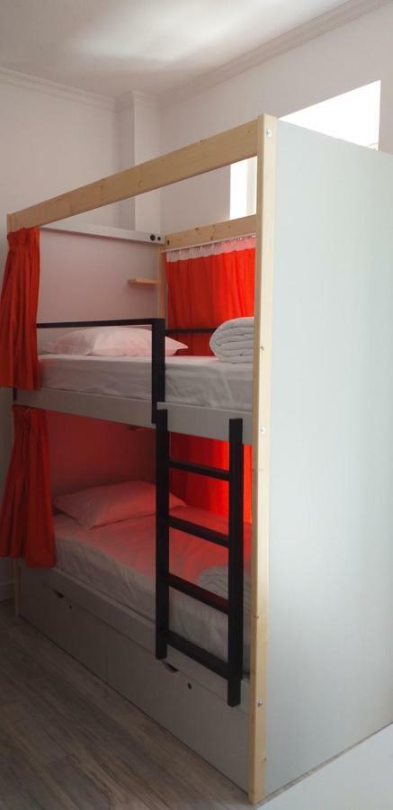 Bed 10-Bed Mixed Dormitory Room