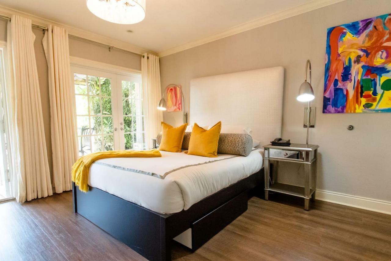 Room Selected at Check,812685492:JPEG