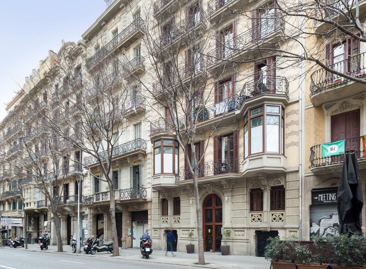 Three-Bedroom Deluxe Apartment