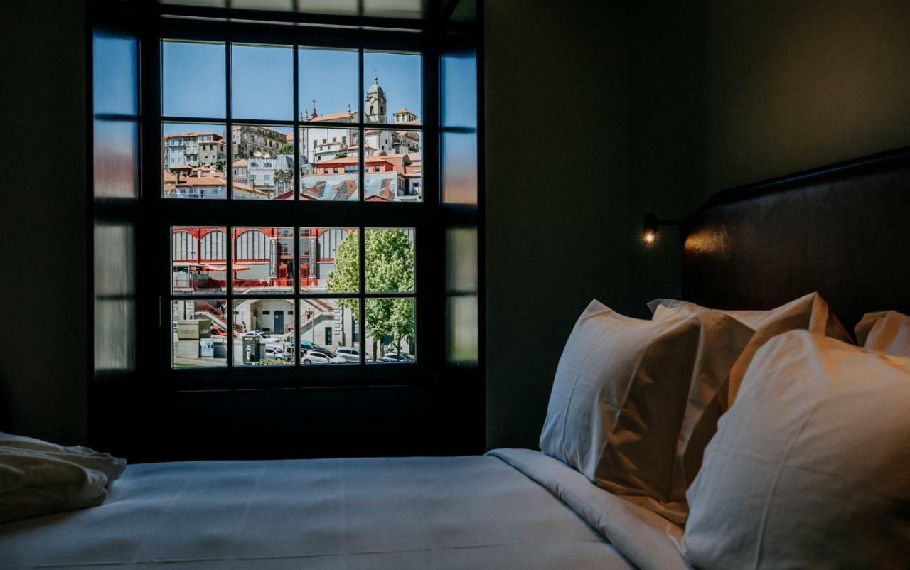 Charm Room with City View