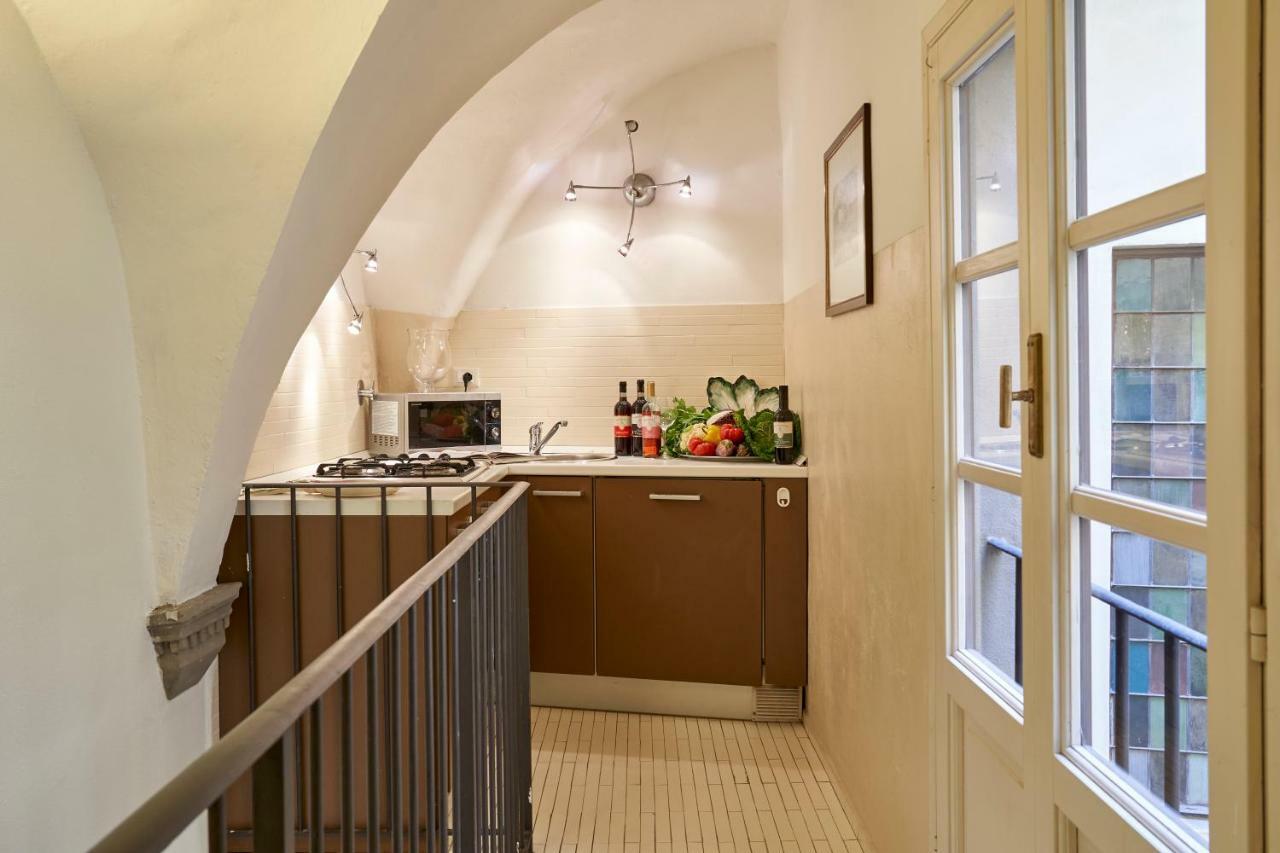 Deluxe One Bedroom Apartment