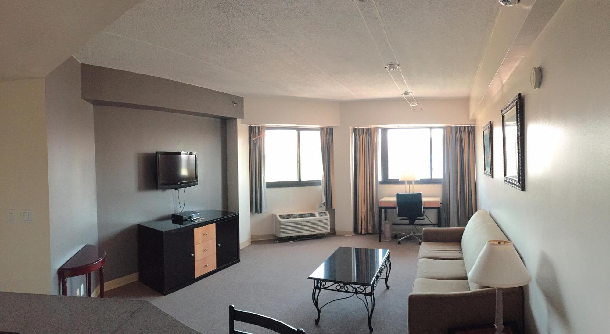 King Suite Accessible