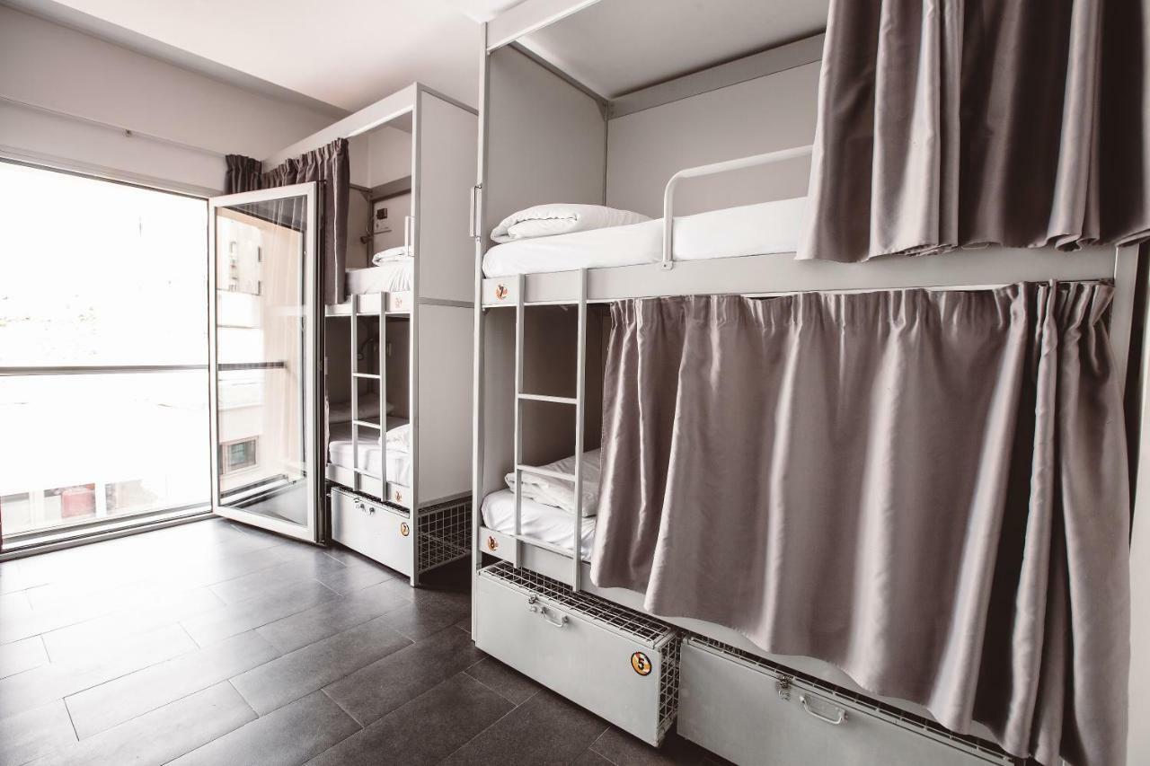 Bed 8-Bed Dormitory Room