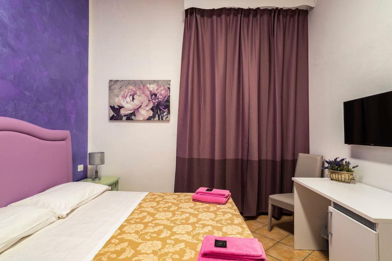 Double Room Private External Bathroom