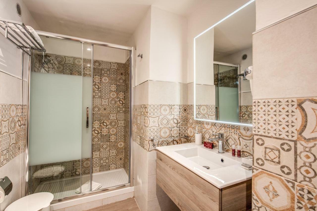 Double Room Single Use - Annex