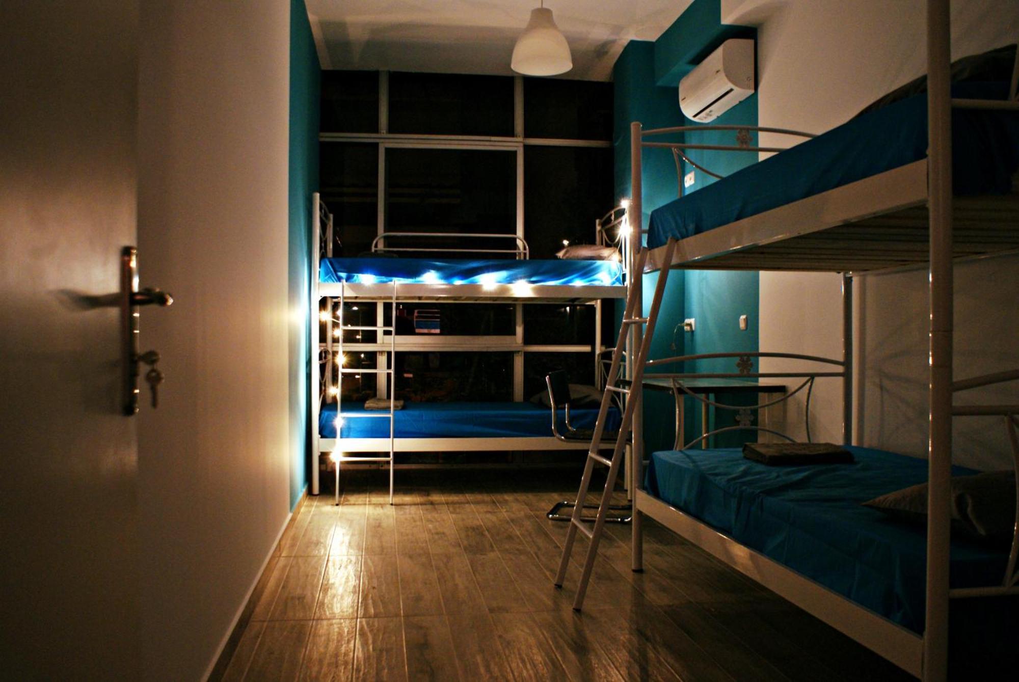Bed in 4-Bed Mixed Dormitory Room