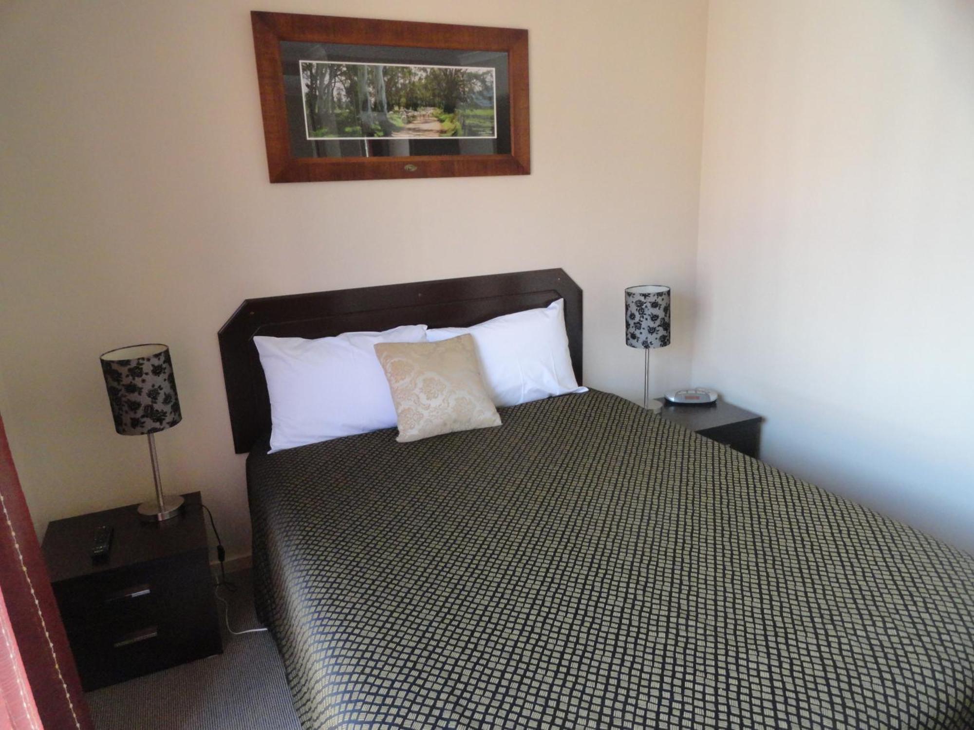 One-Bedroom Apartment,850241888:JPEG