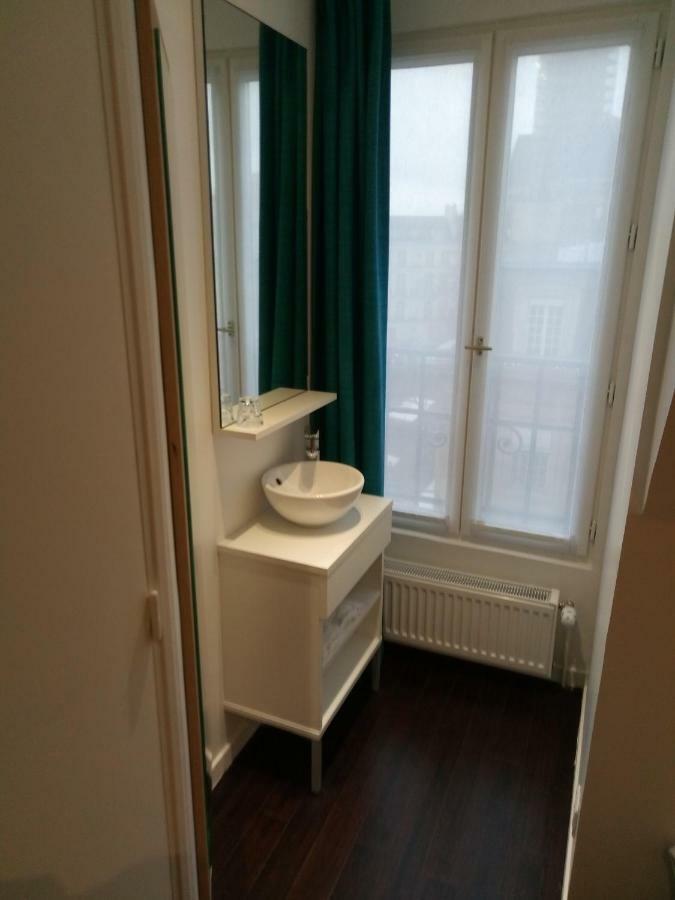 Single Room with Private Bathroom