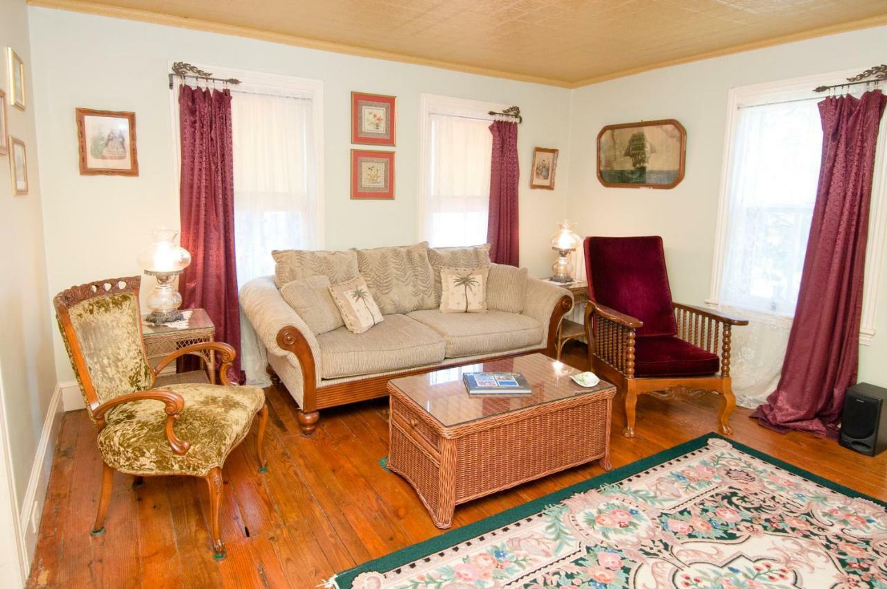 Superior King Suite