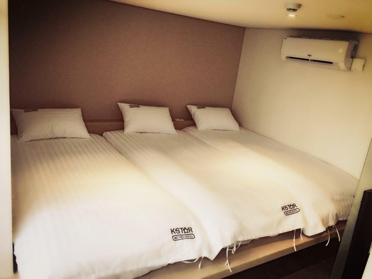 Economy Triple Room