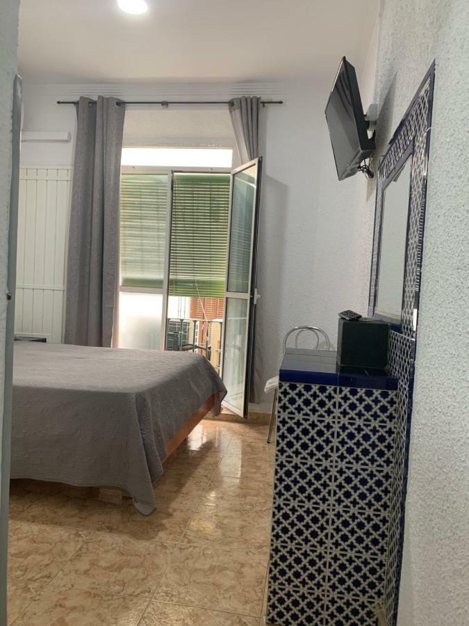 Triple Room with Bathroom