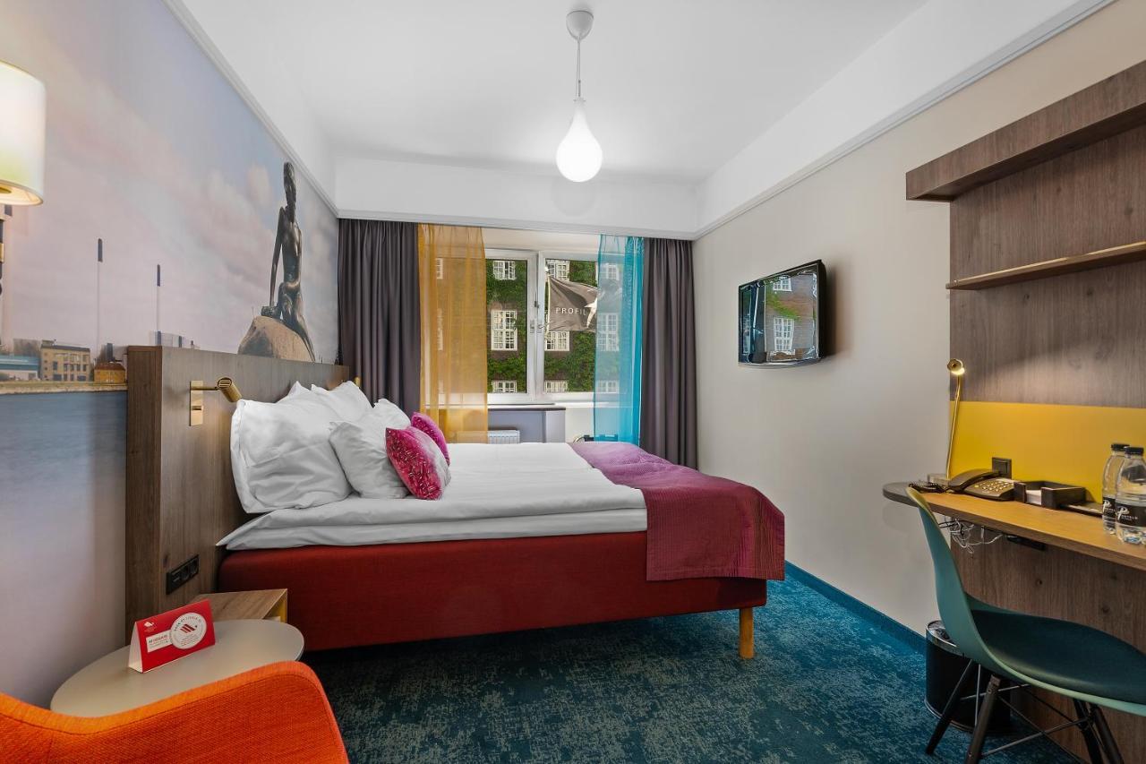 Classic Twin Room