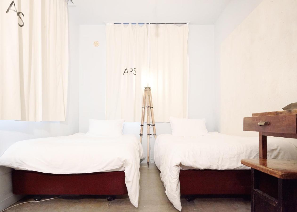 Twin Room,925851022:JPEG