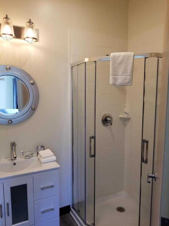 Economy King Room
